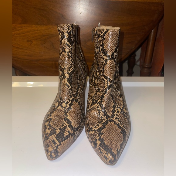 H&M Brown Snakeskin Ankle Booties heels boots woman’s size 10 - Picture 1 of 6